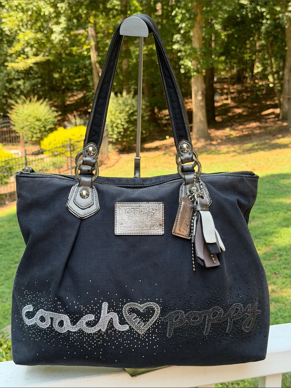 Coach Poppy Heart Black Canvas Rhinestone Tote and WRISTLET 3 HANG TAGS - Picture 17 of 17